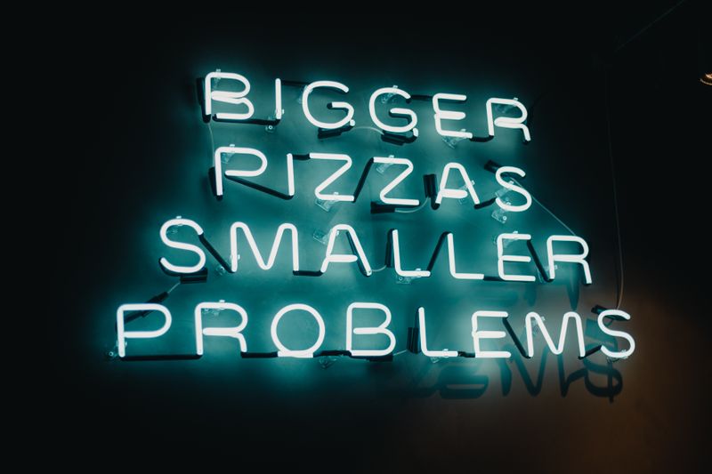 Lively evening event at Jet's pizza restaurant